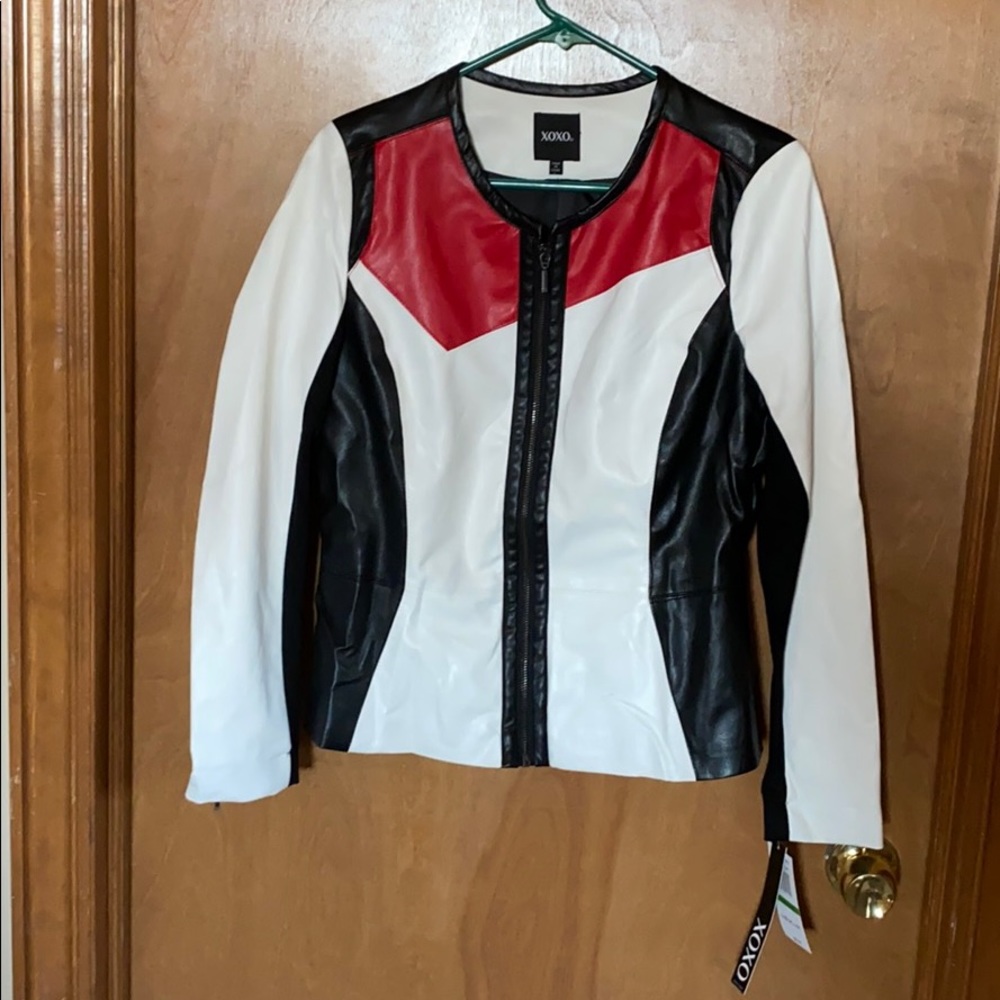 Geometric leather jacket!